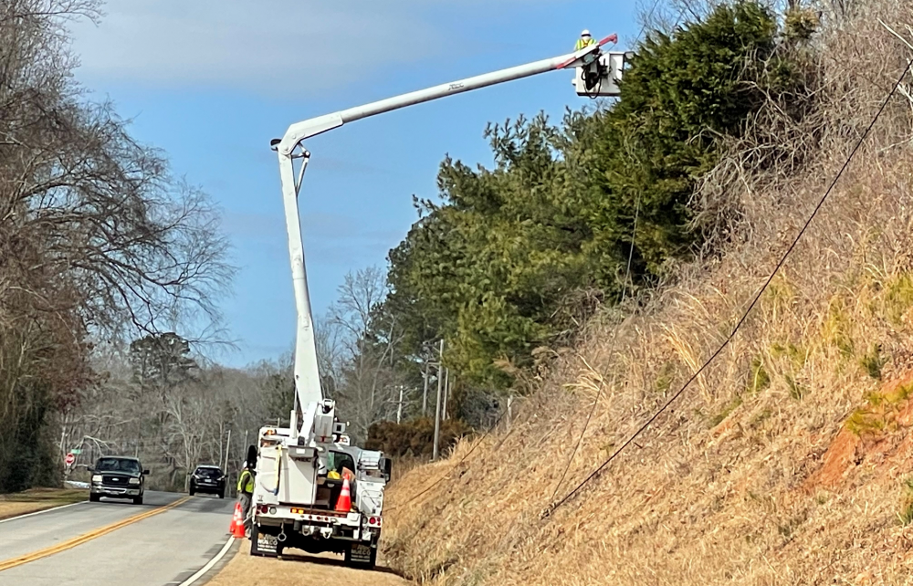 Blue Ridge Electric Co-op discovered that 27,000 individuals in its service area lacked strong fiber access or had no access at all. (Photo/Provided)