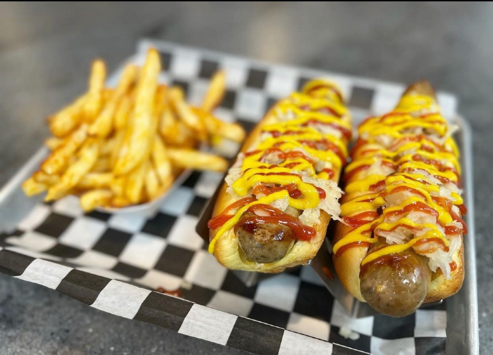 Crave Hot Dogs & BBQ has signed a franchise agreement for its first Upstate location. (Photo/Provided)
